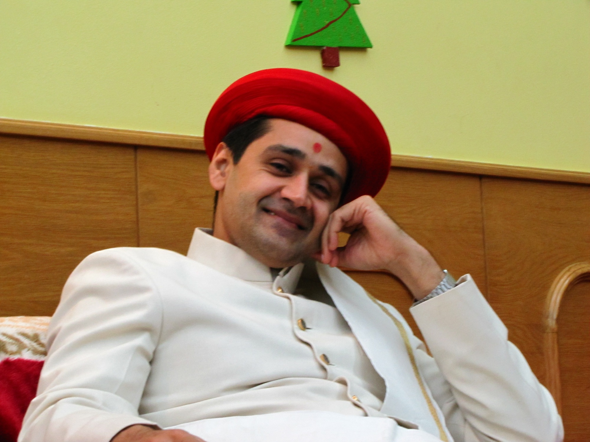 ©1987-2017 SKS Swaminarayan Temple East London