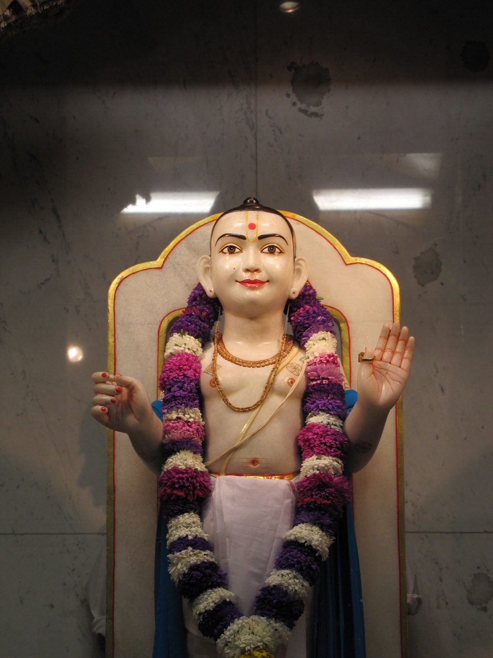 IMG 4232 - ©1987-2017 SKS Swaminarayan Temple East London