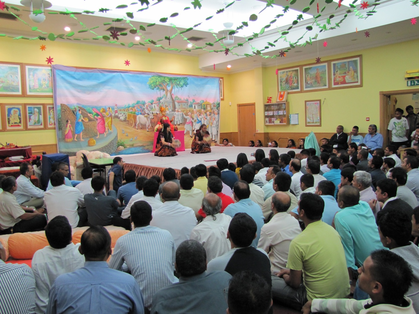 ©1987-2017 SKS Swaminarayan Temple East London