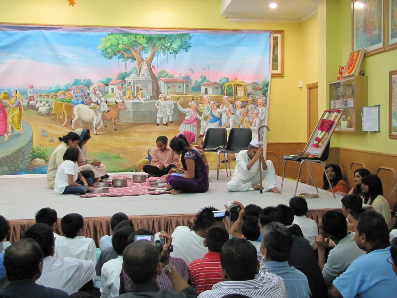 ©1987-2017 SKS Swaminarayan Temple East London