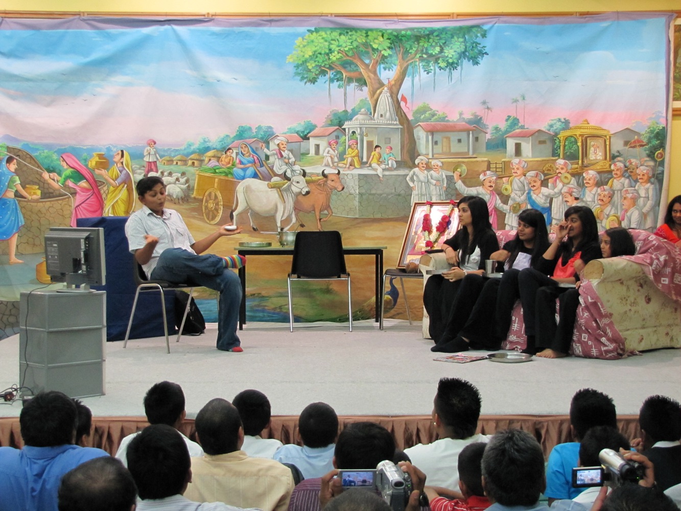 ©1987-2017 SKS Swaminarayan Temple East London