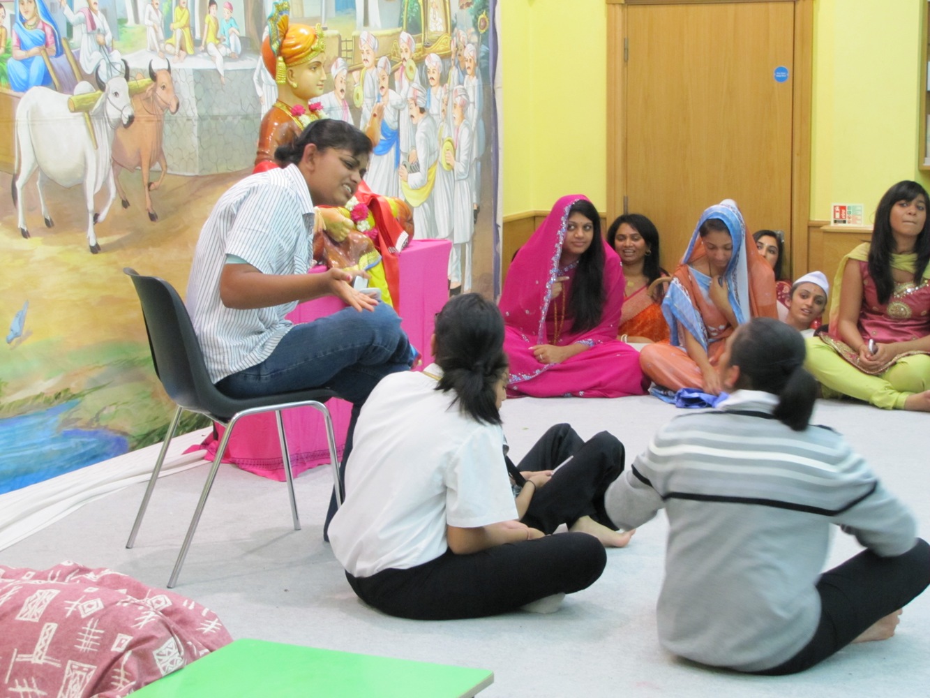 ©1987-2017 SKS Swaminarayan Temple East London