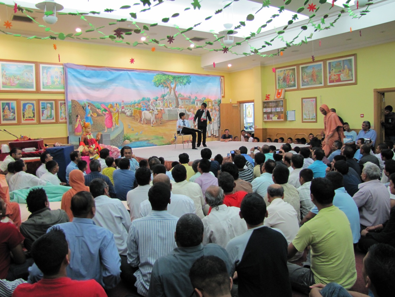 ©1987-2017 SKS Swaminarayan Temple East London