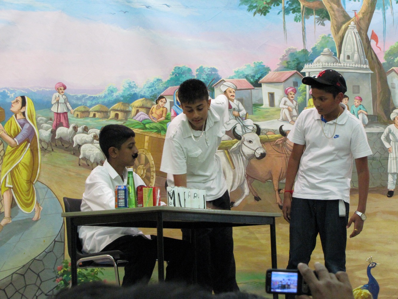 ©1987-2017 SKS Swaminarayan Temple East London