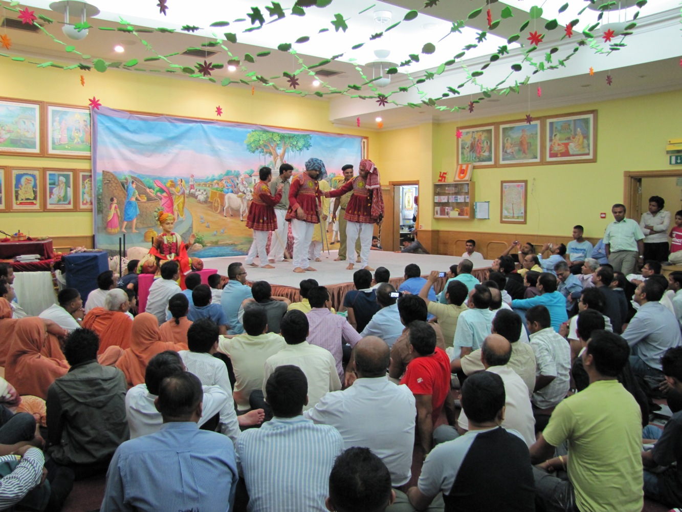 ©1987-2017 SKS Swaminarayan Temple East London