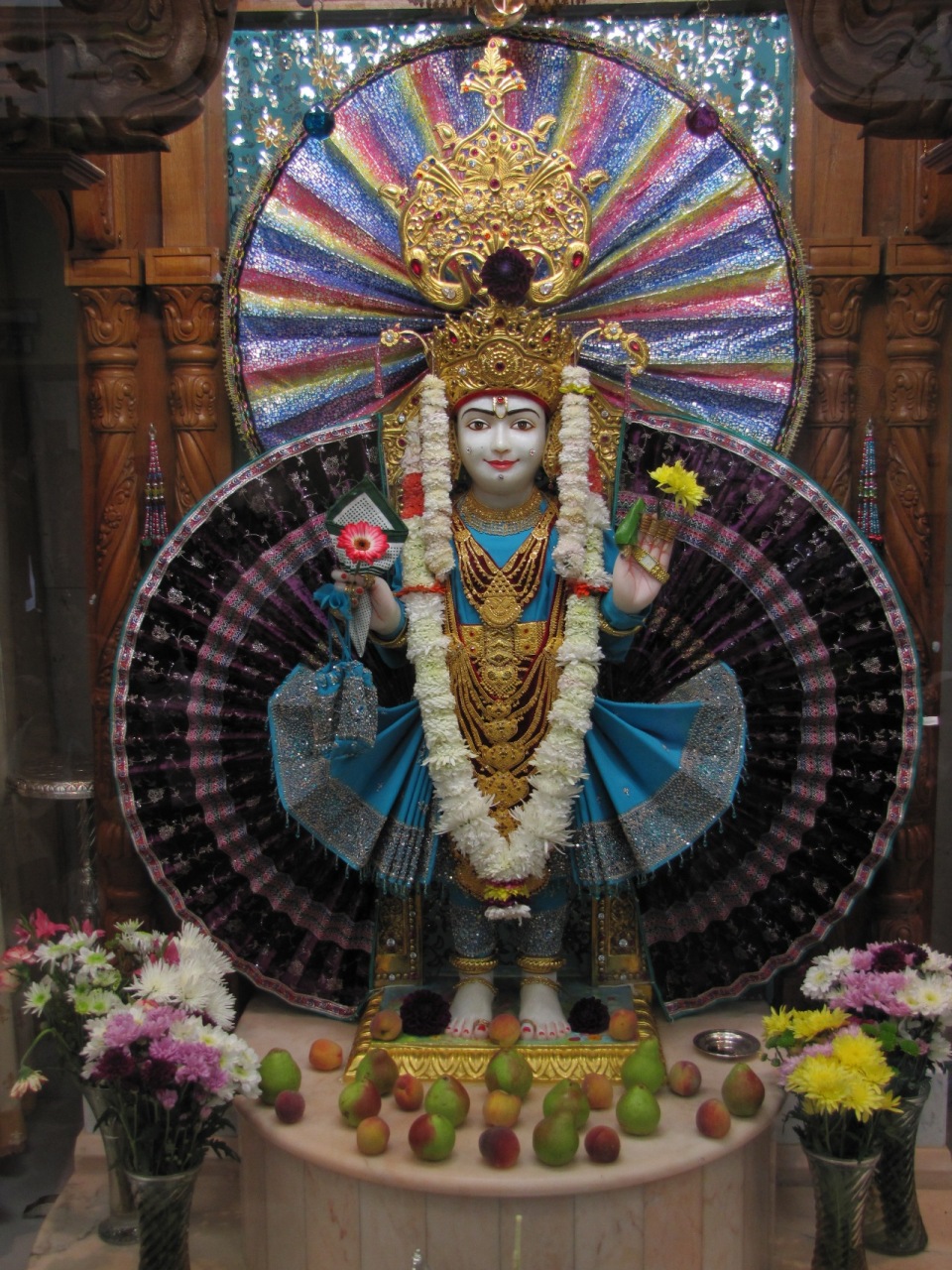 ©1987-2017 SKS Swaminarayan Temple East London