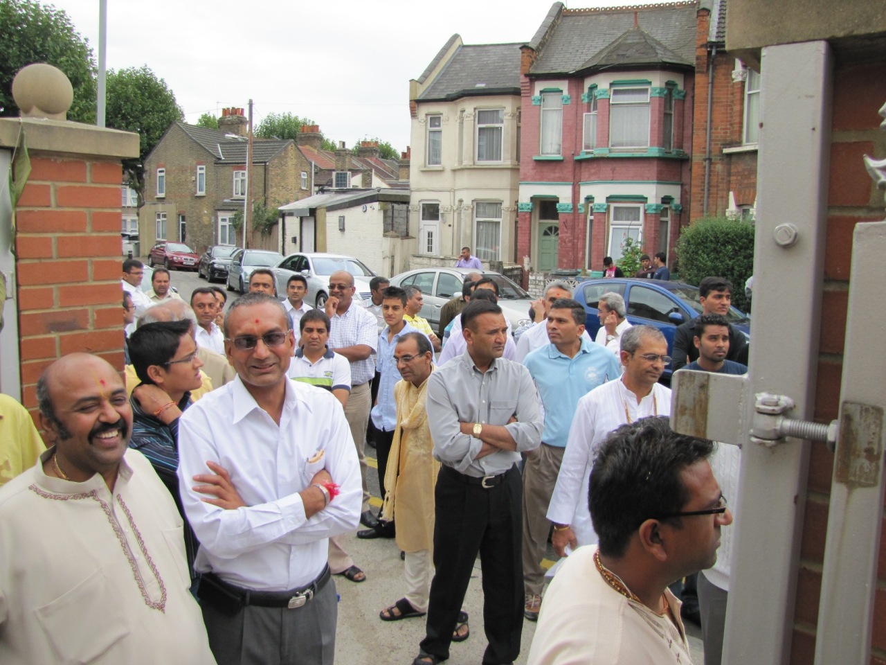 ©1987-2017 SKS Swaminarayan Temple East London