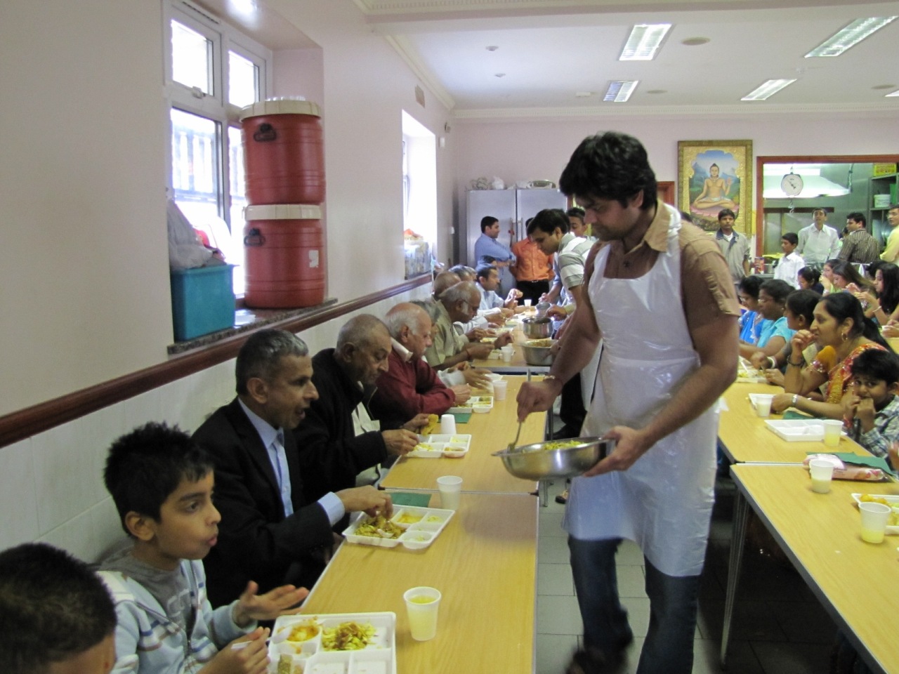 ©1987-2017 SKS Swaminarayan Temple East London