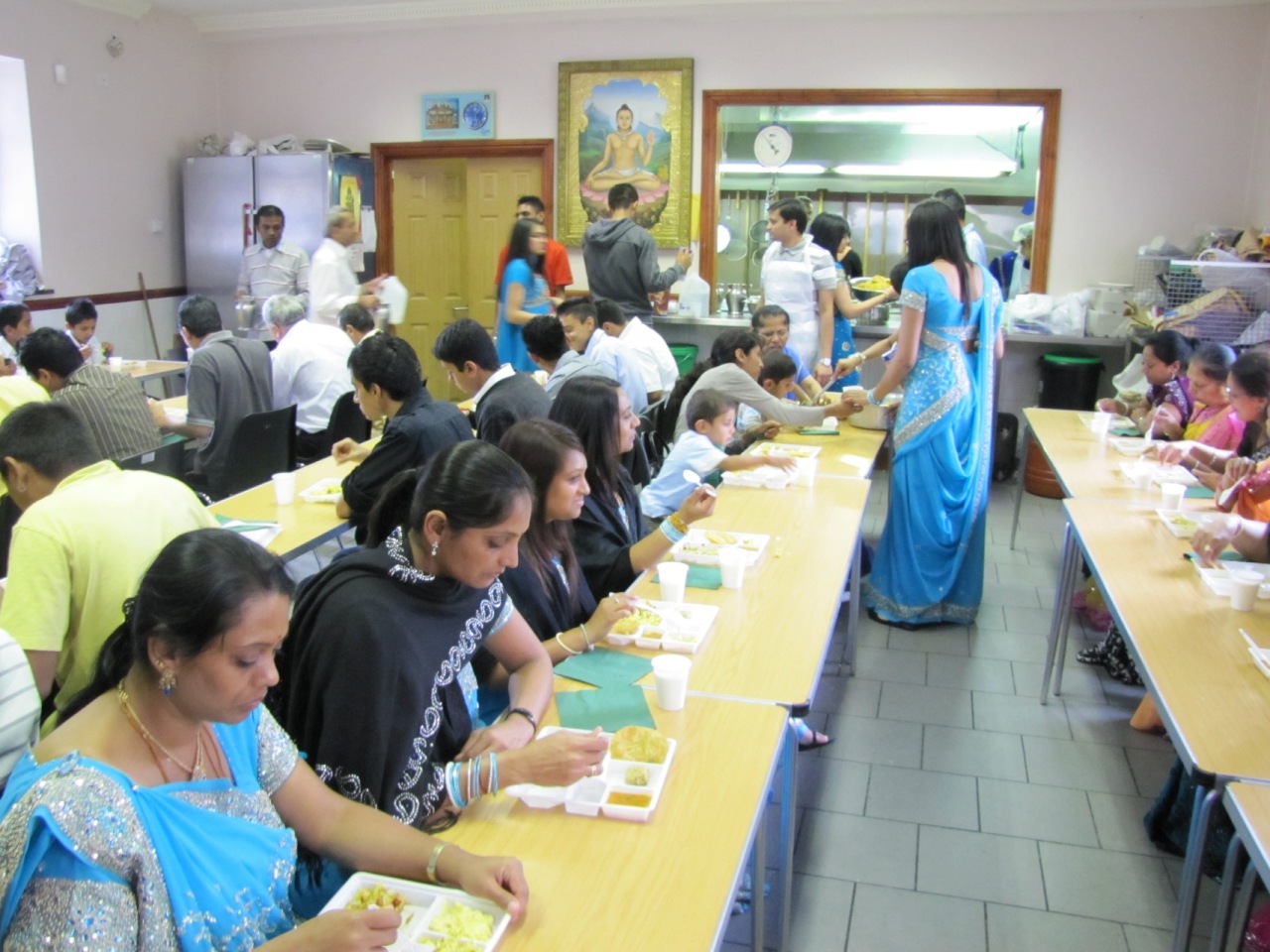 ©1987-2017 SKS Swaminarayan Temple East London