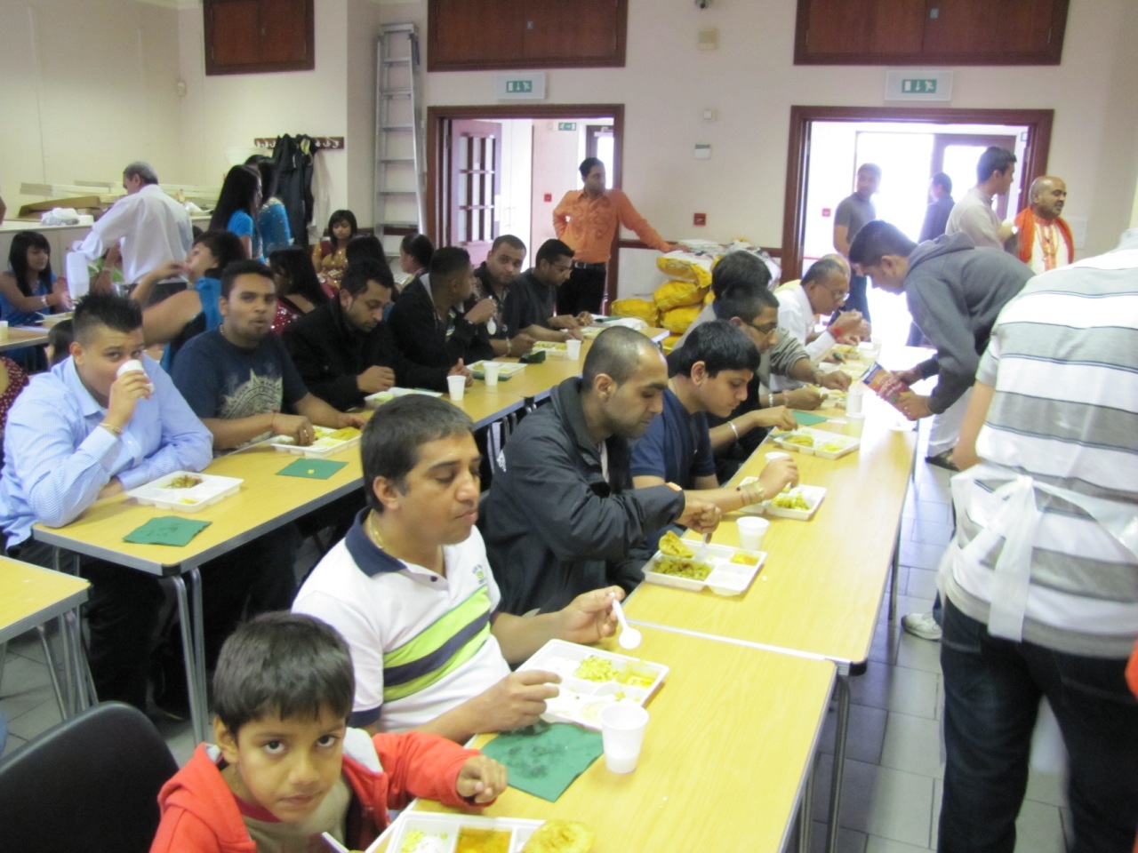 ©1987-2017 SKS Swaminarayan Temple East London