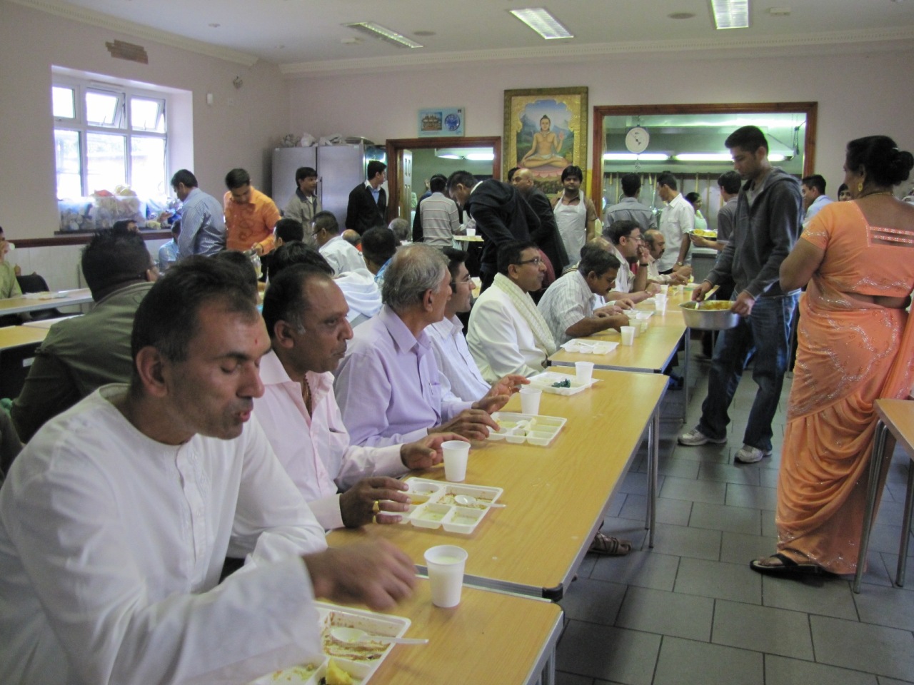 ©1987-2017 SKS Swaminarayan Temple East London