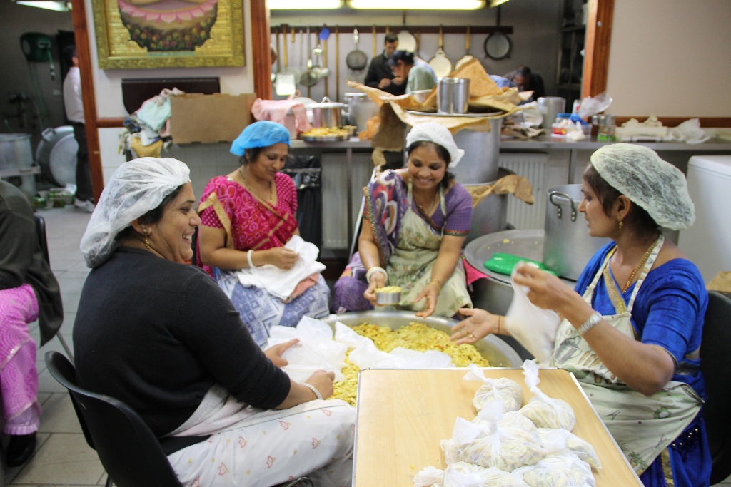 ©1987-2017 SKS Swaminarayan Temple East London