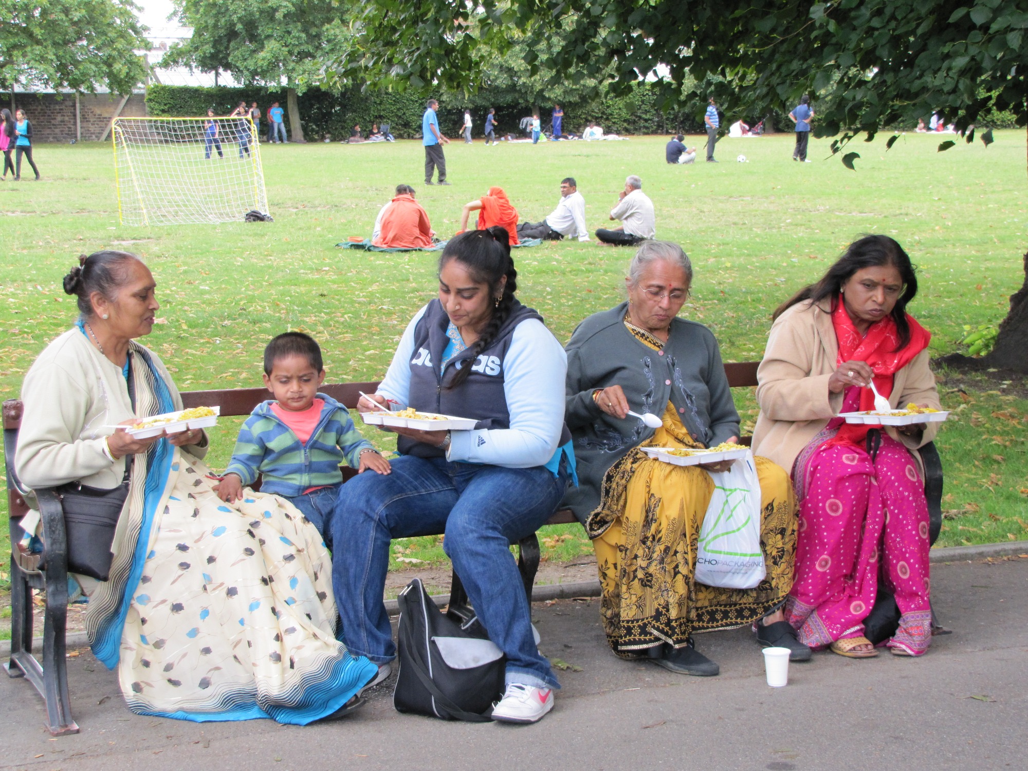 ©1987-2017 SKS Swaminarayan Temple East London
