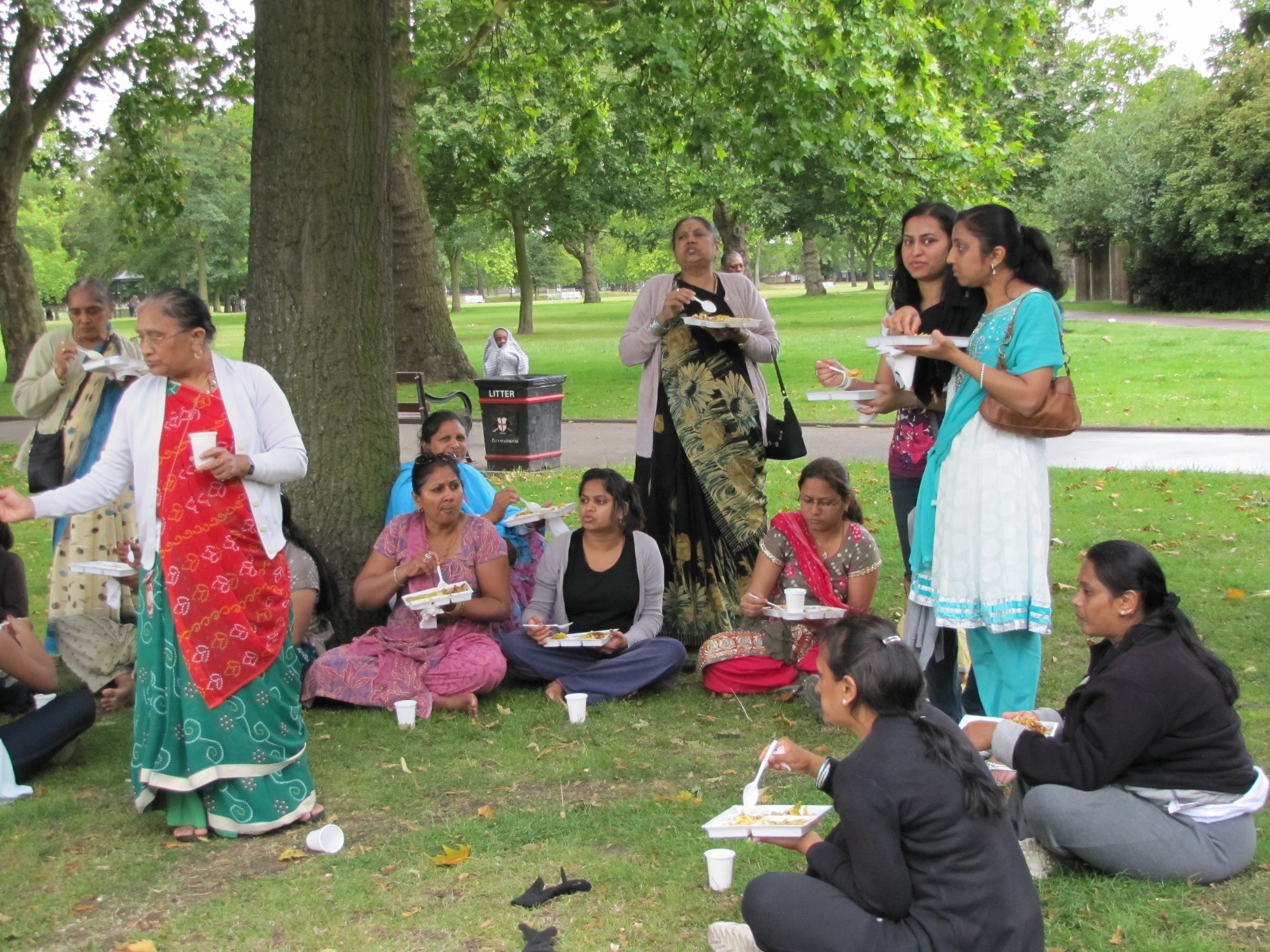 ©1987-2017 SKS Swaminarayan Temple East London
