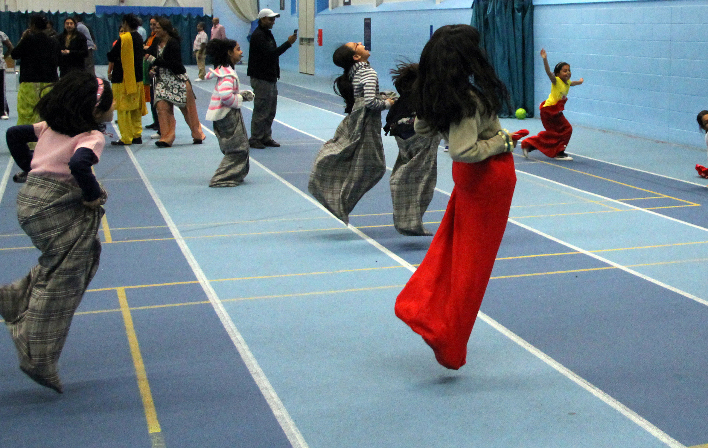 ©1987-2017 SKS Swaminarayan Temple East London