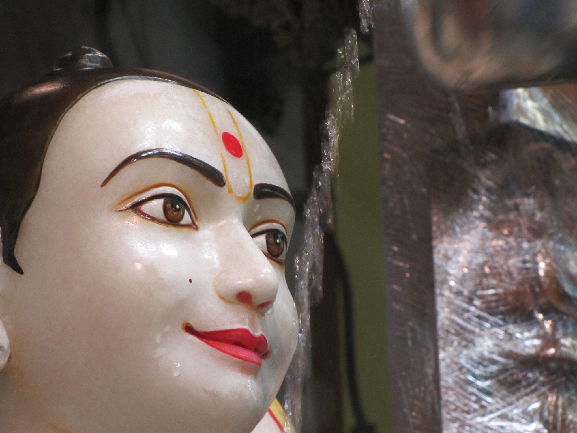 ©1987-2017 SKS Swaminarayan Temple East London