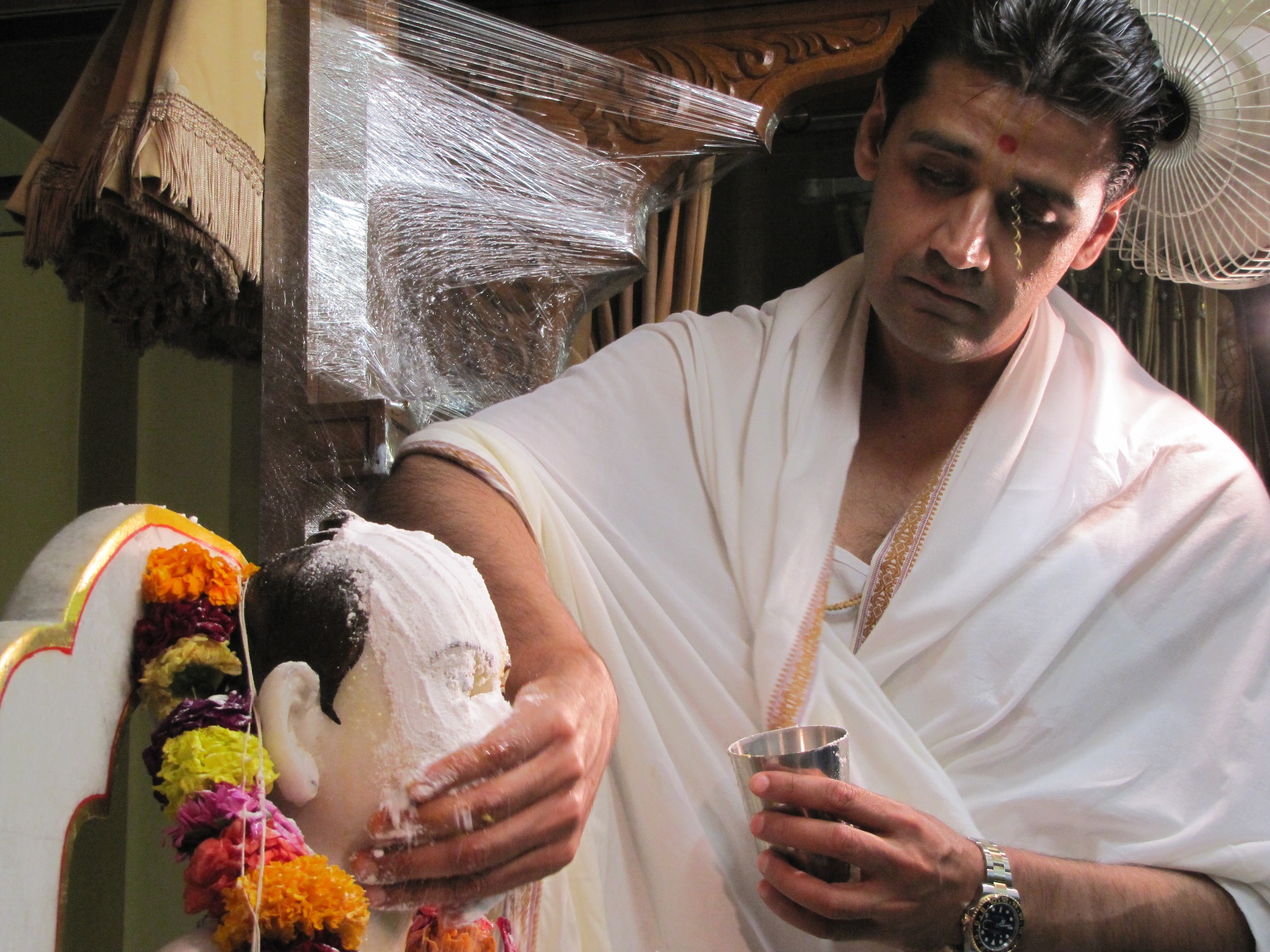 ©1987-2017 SKS Swaminarayan Temple East London