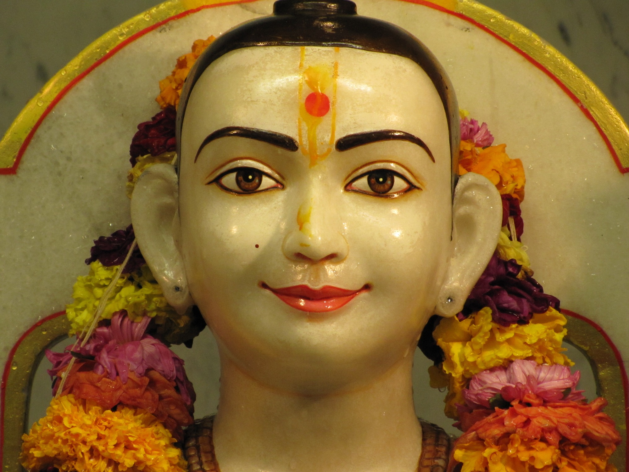 ©1987-2017 SKS Swaminarayan Temple East London