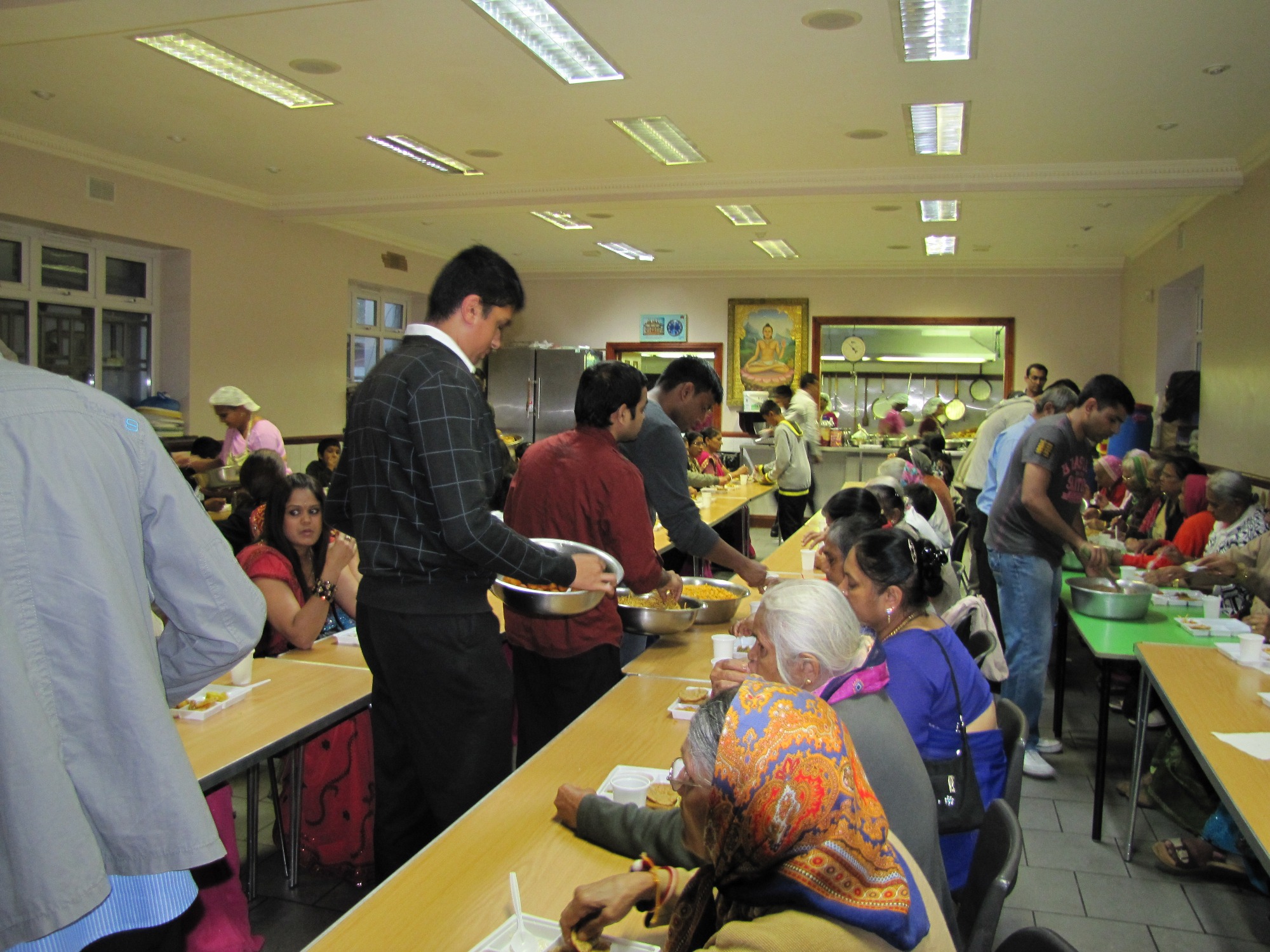 ©1987-2017 SKS Swaminarayan Temple East London