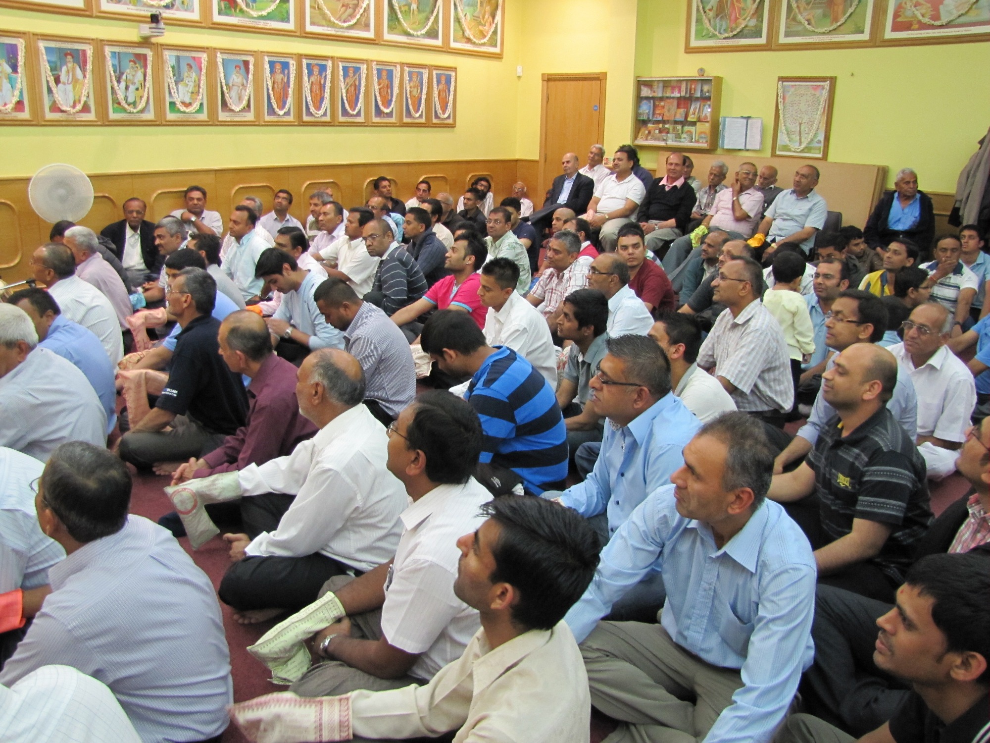 ©1987-2017 SKS Swaminarayan Temple East London