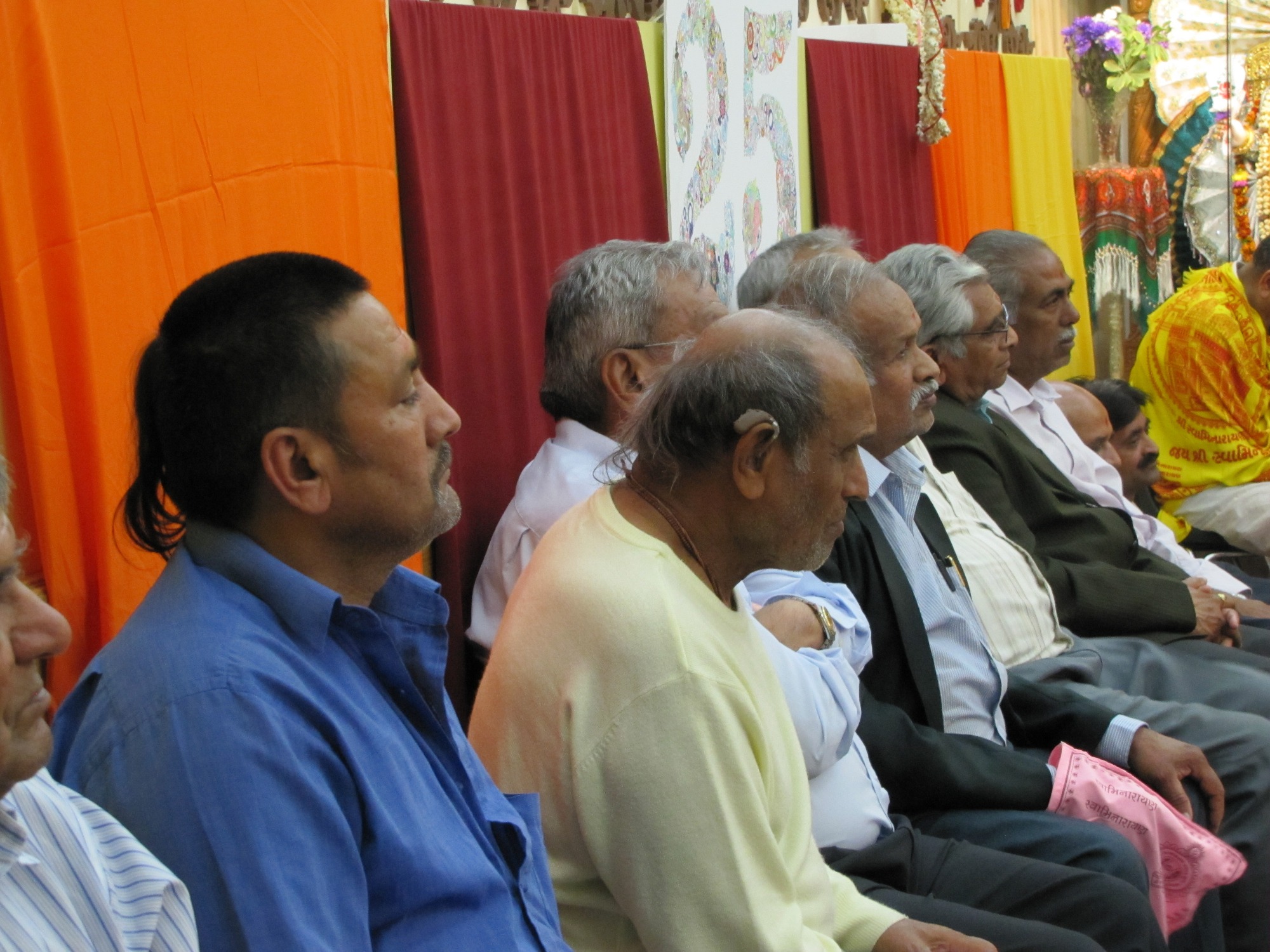 ©1987-2017 SKS Swaminarayan Temple East London