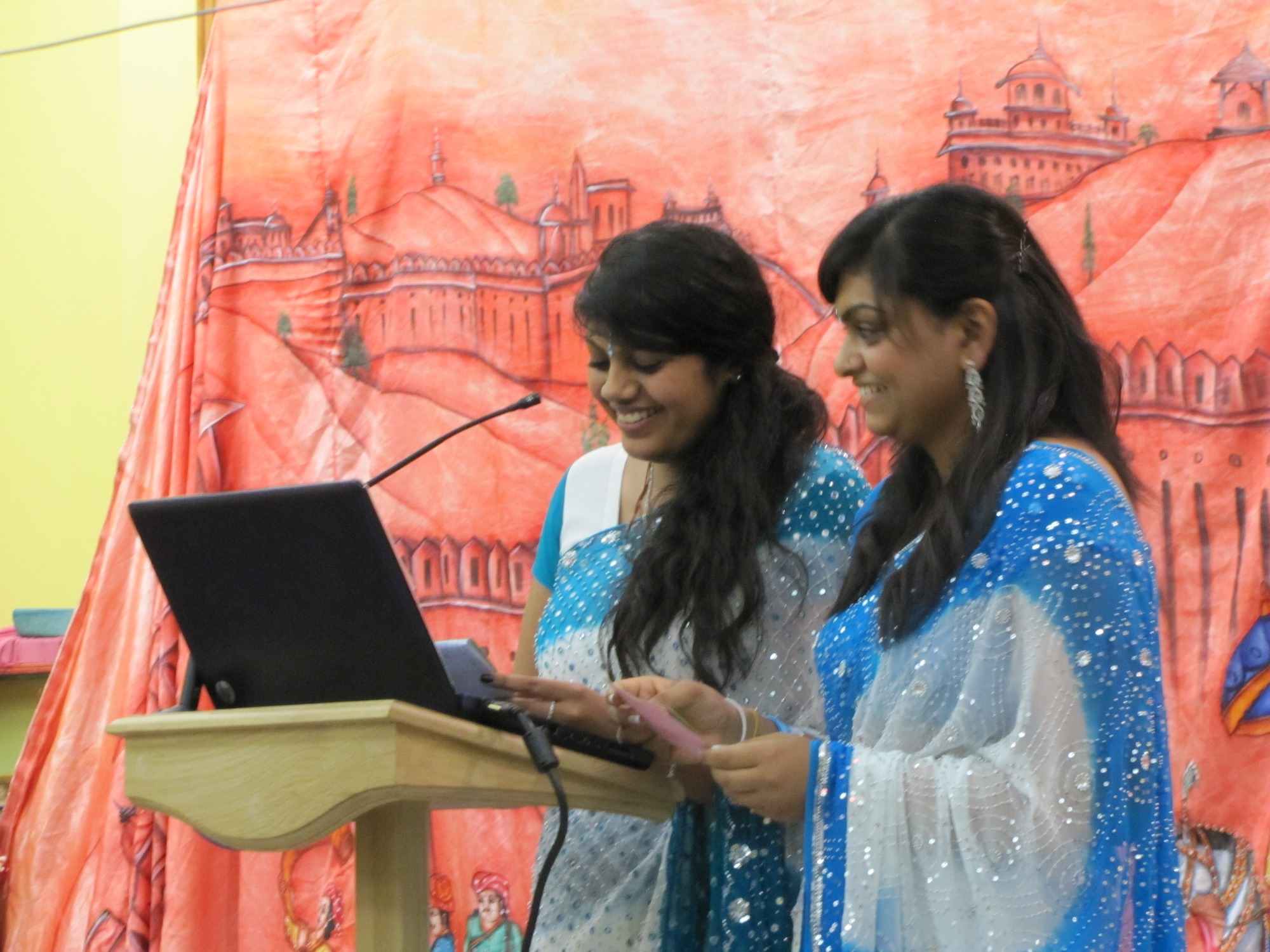 ©1987-2017 SKS Swaminarayan Temple East London
