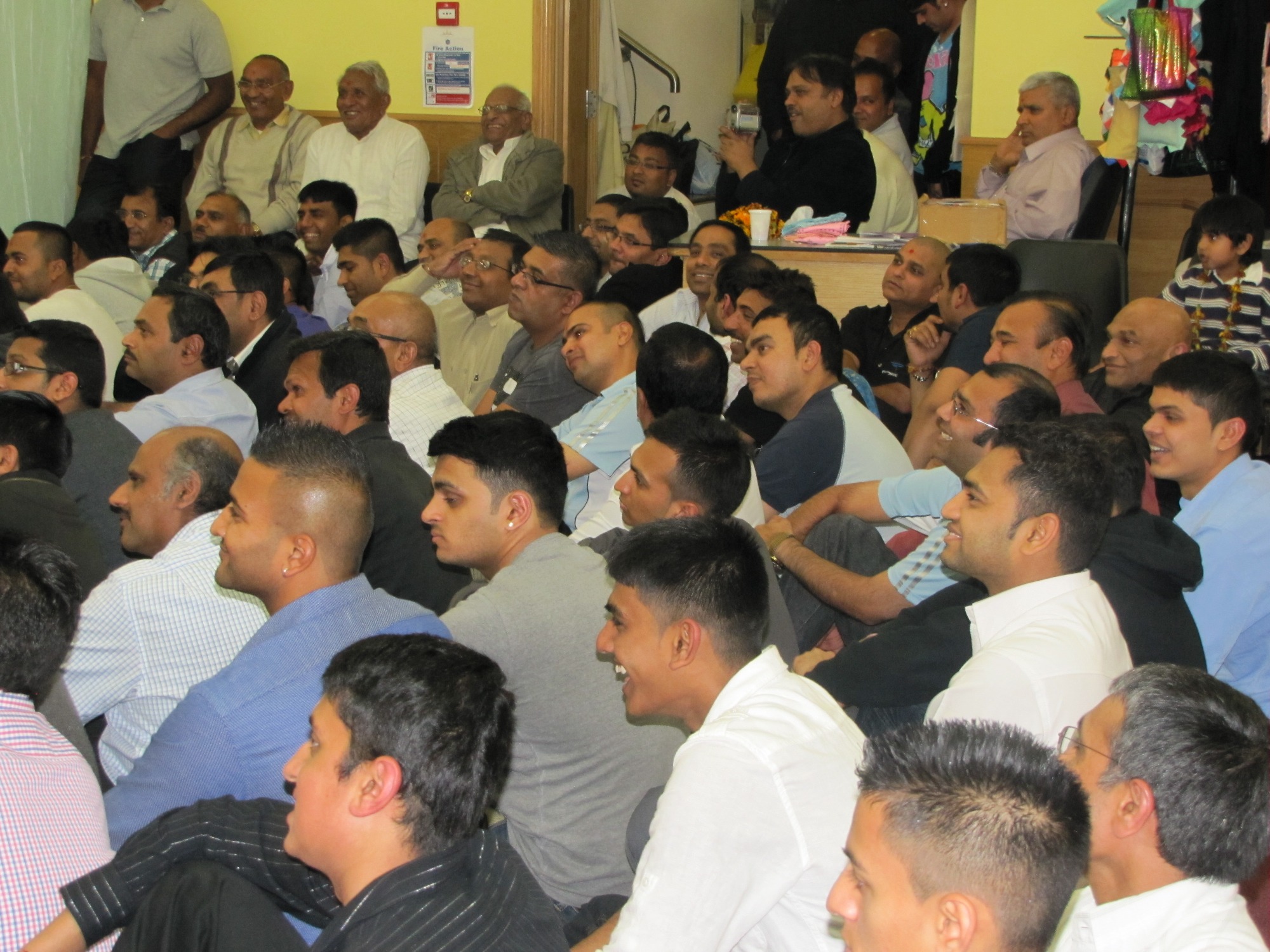 ©1987-2017 SKS Swaminarayan Temple East London