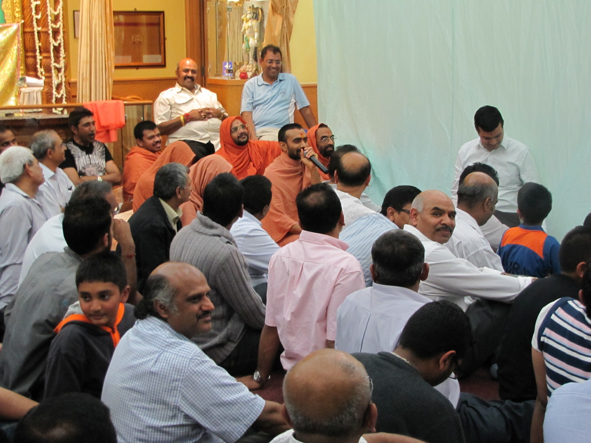 ©1987-2017 SKS Swaminarayan Temple East London