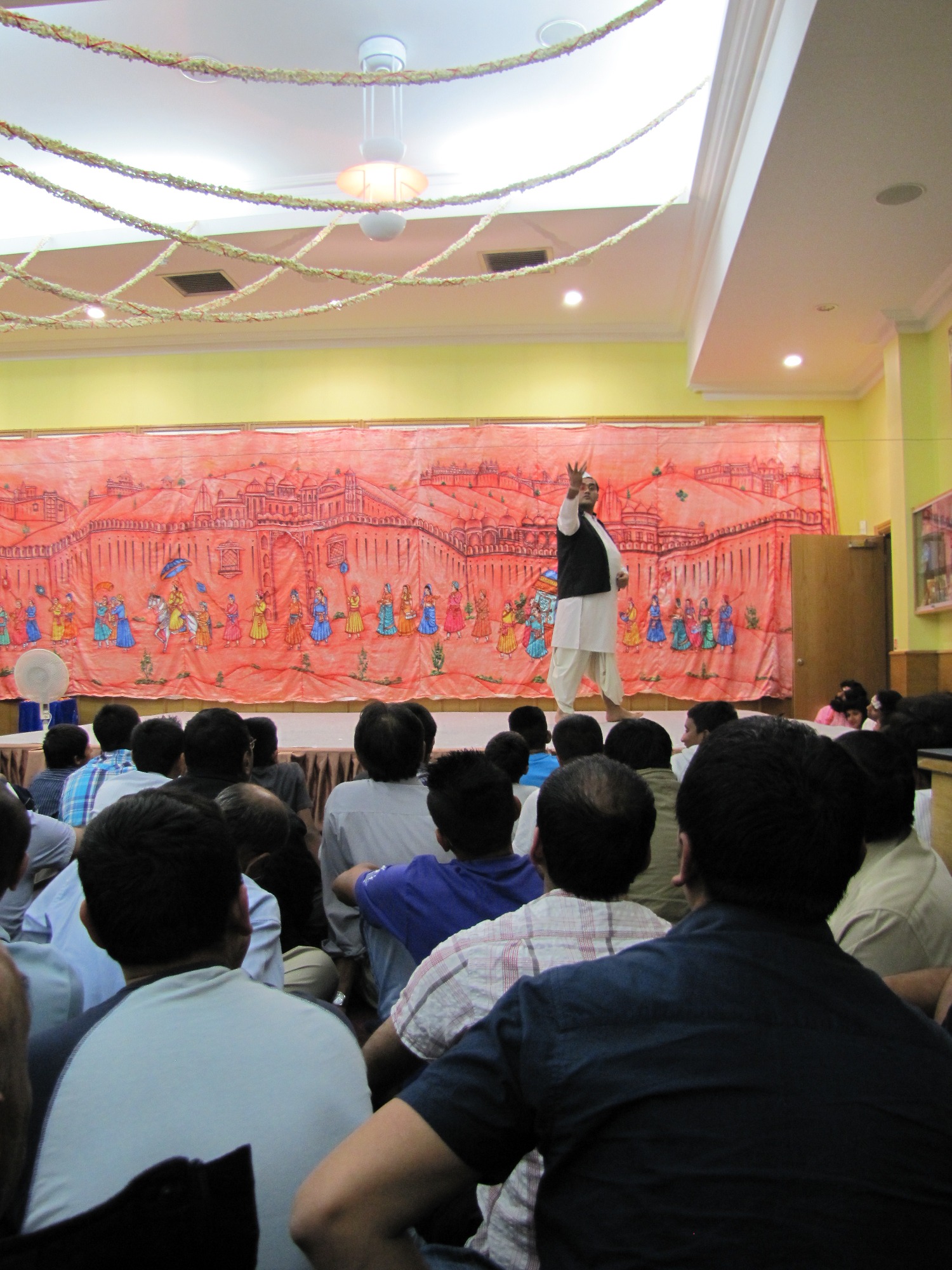 ©1987-2017 SKS Swaminarayan Temple East London