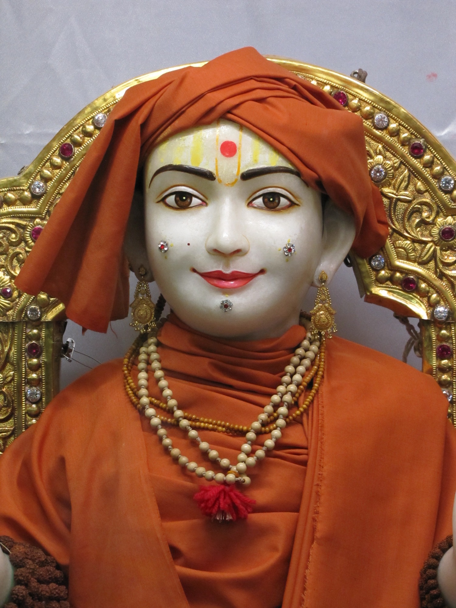 ©1987-2017 SKS Swaminarayan Temple East London