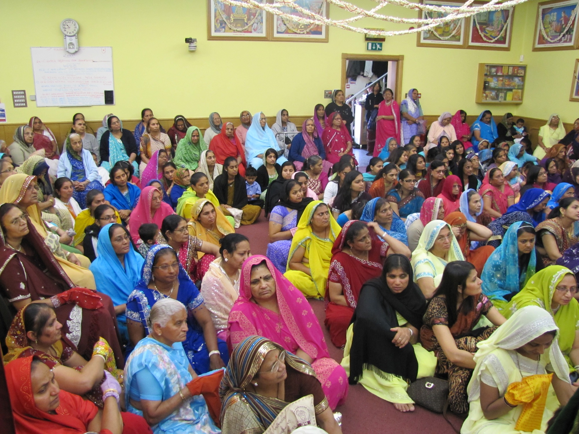 ©1987-2017 SKS Swaminarayan Temple East London