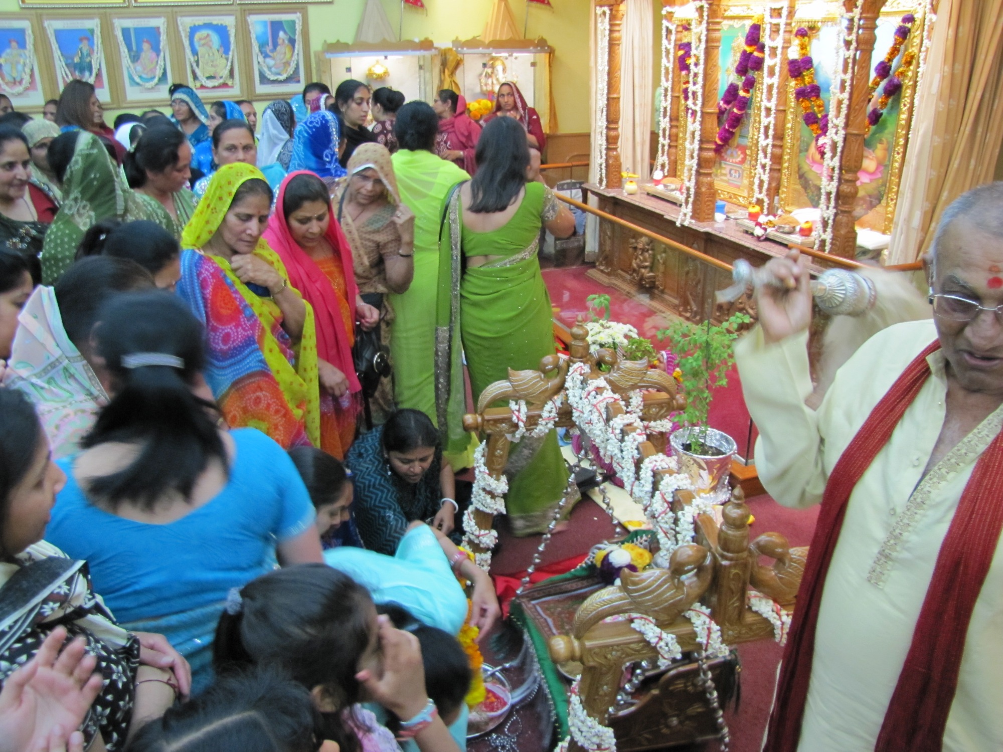 IMG 2538 - ©1987-2017 SKS Swaminarayan Temple East London