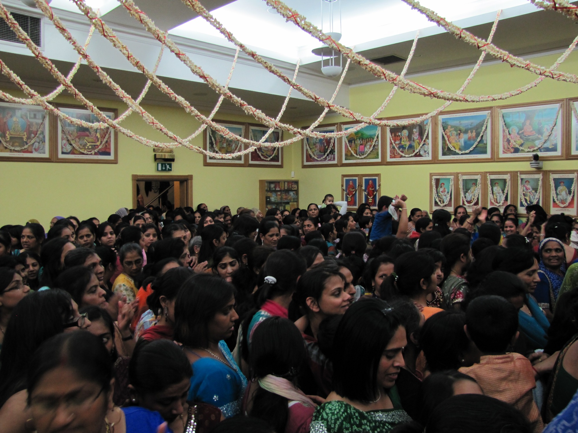 IMG 2563 - ©1987-2017 SKS Swaminarayan Temple East London