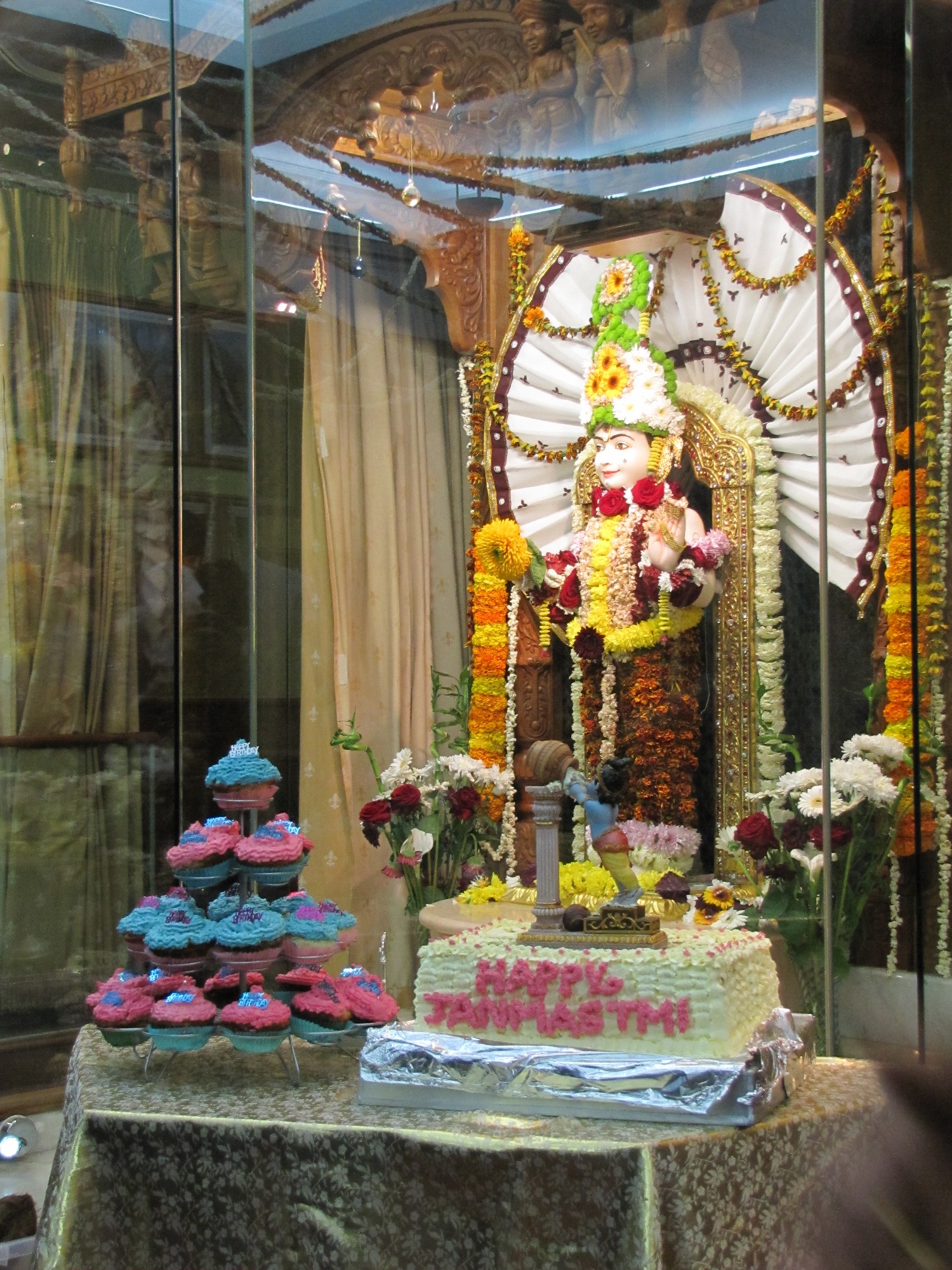 IMG 2582 - ©1987-2017 SKS Swaminarayan Temple East London