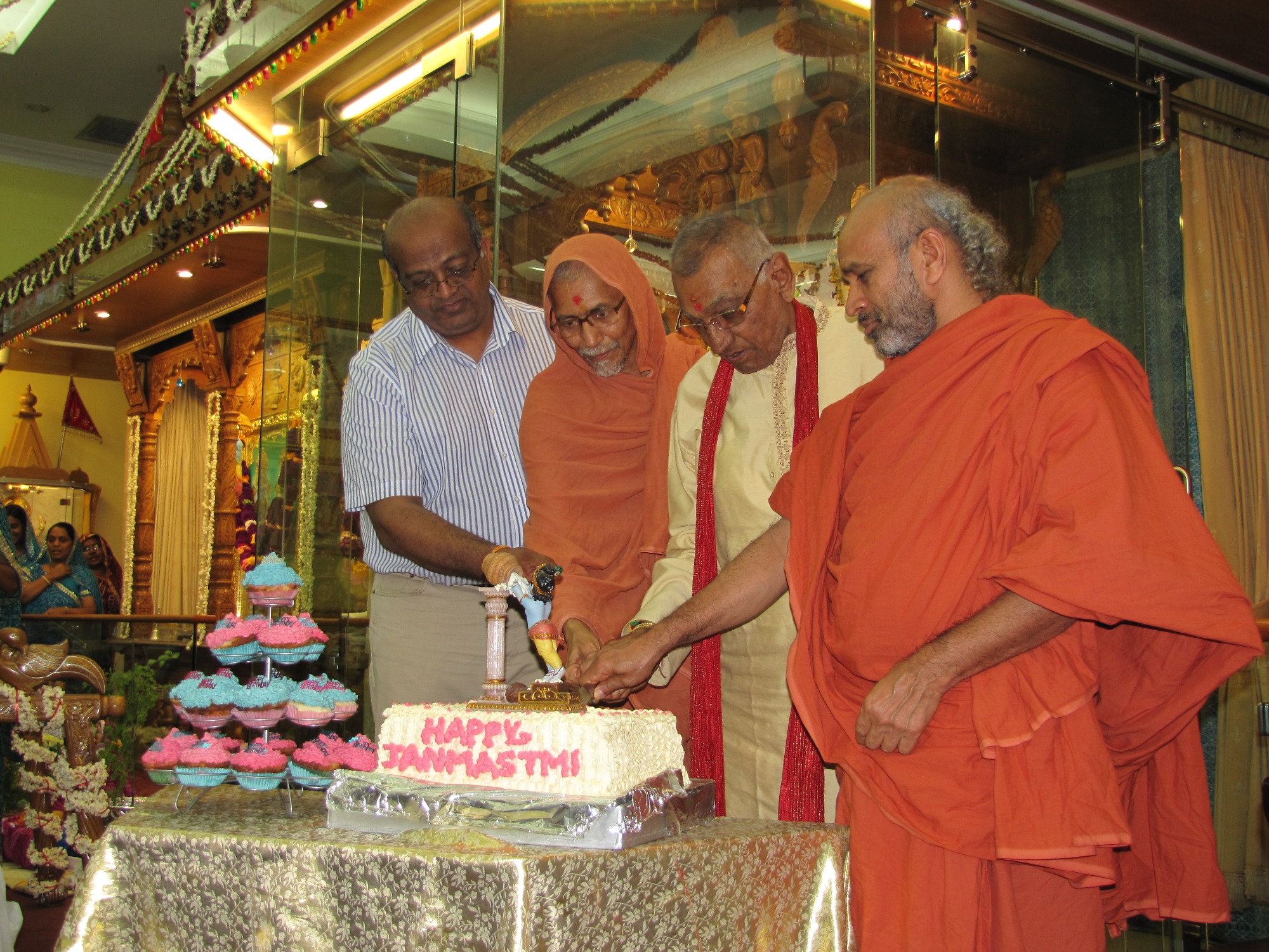 IMG 2586 - ©1987-2017 SKS Swaminarayan Temple East London