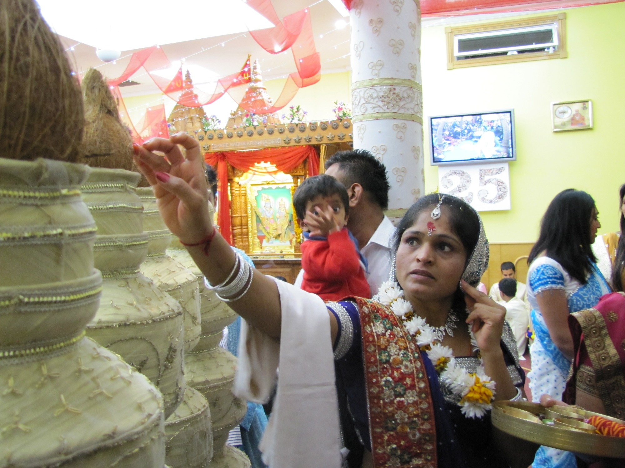 IMG 0146 - ©1987-2017 SKS Swaminarayan Temple East London