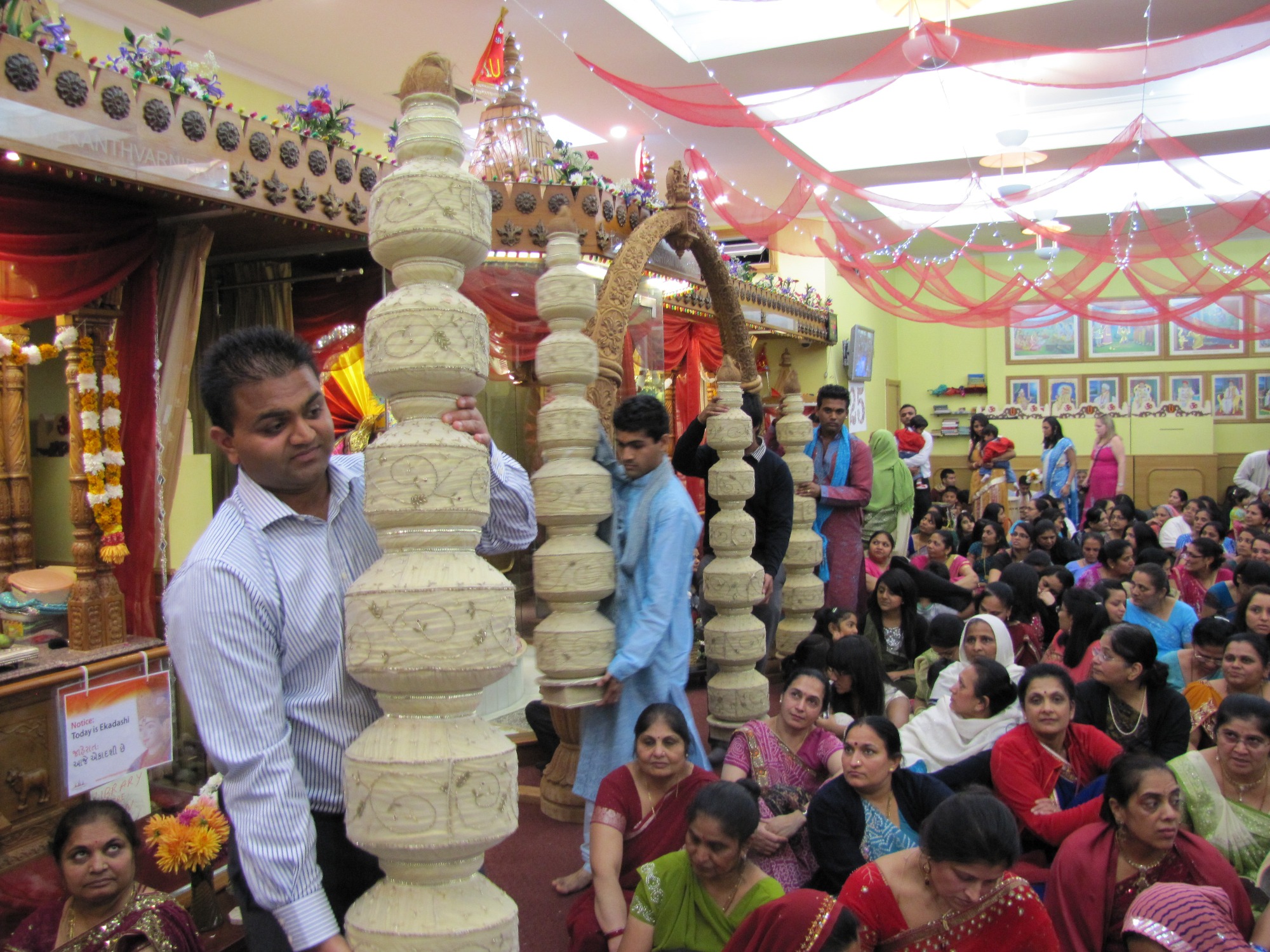 IMG 0151 - ©1987-2017 SKS Swaminarayan Temple East London