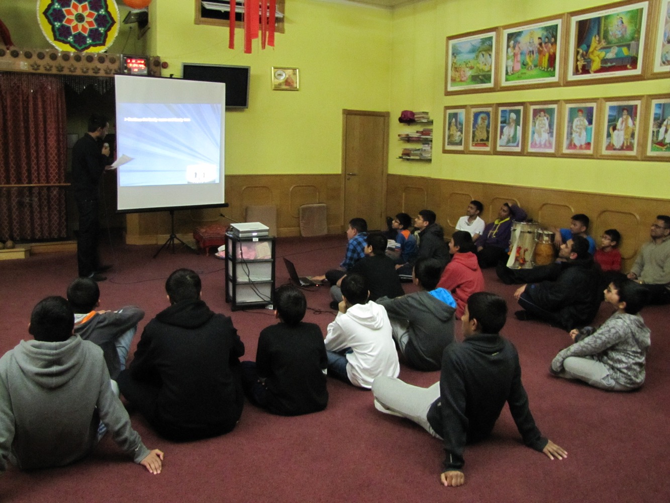 ©1987-2017 SKS Swaminarayan Temple East London