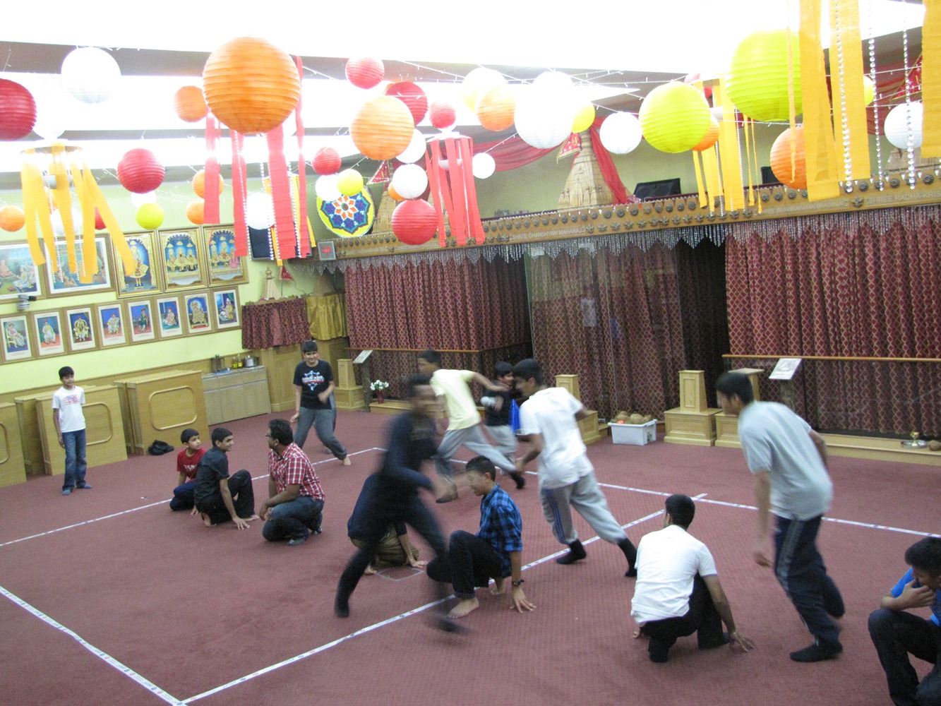 ©1987-2017 SKS Swaminarayan Temple East London