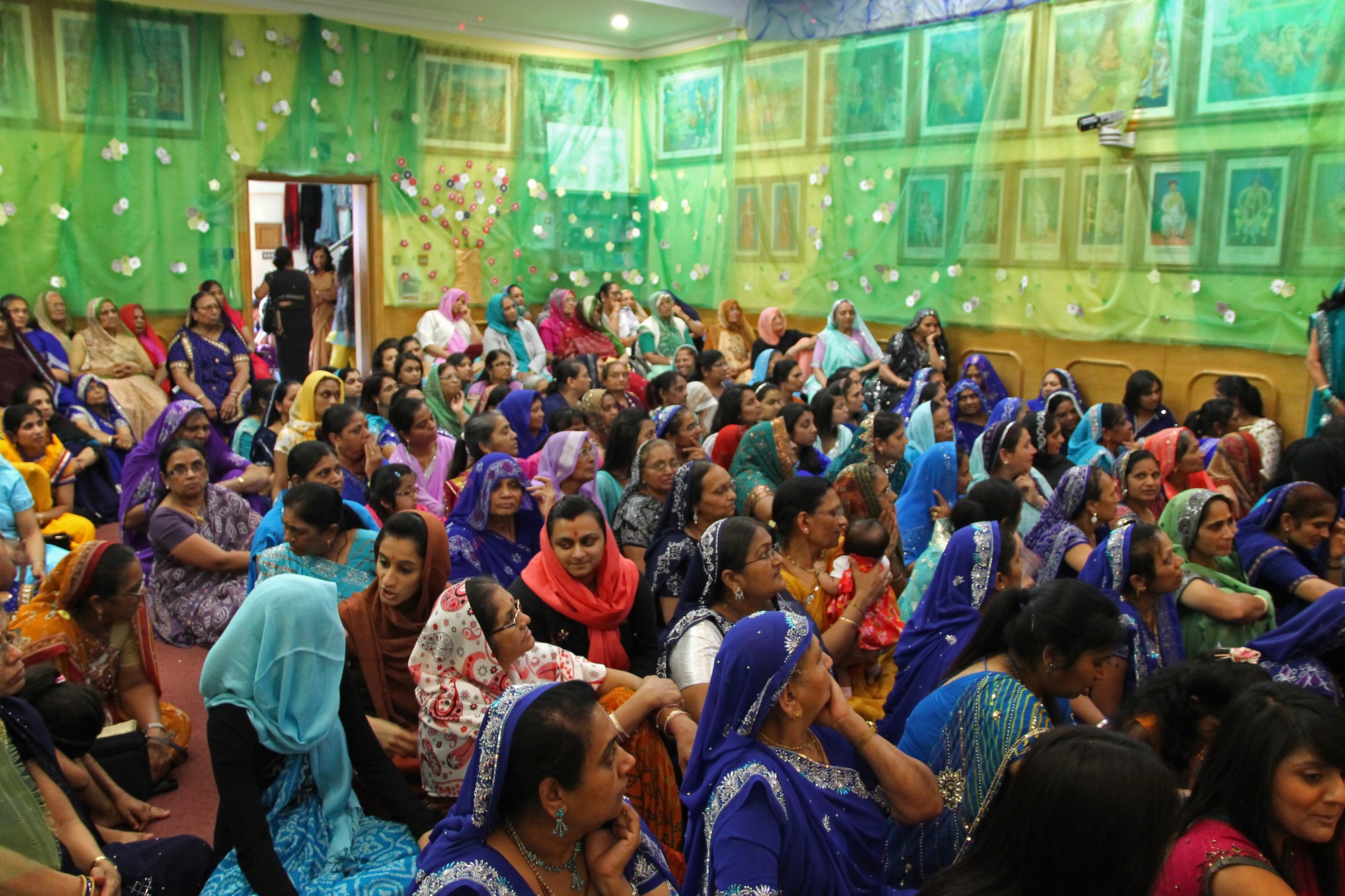 IMG 7071 - ©1987-2017 SKS Swaminarayan Temple East London