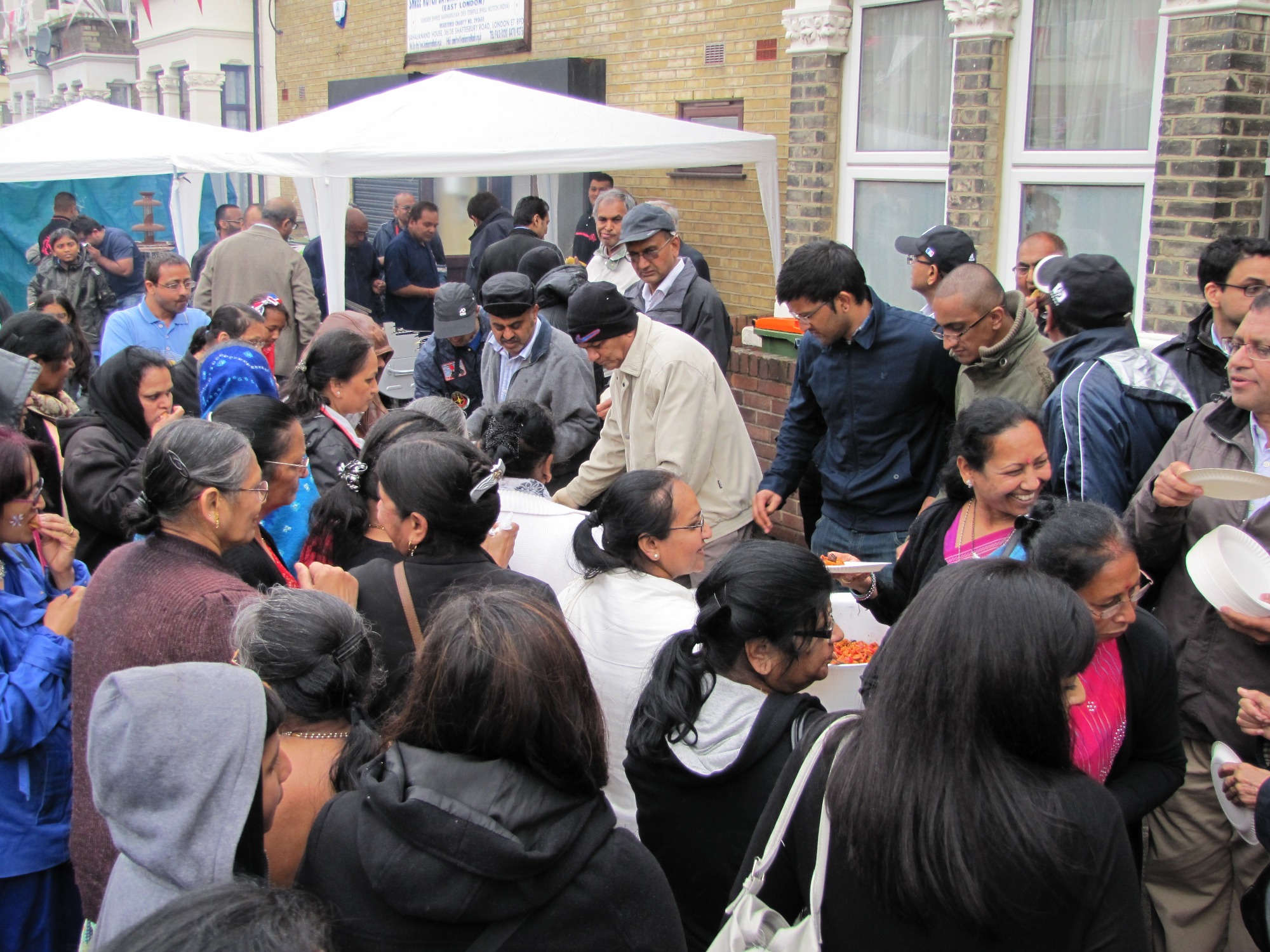 ©1987-2017 SKS Swaminarayan Temple East London