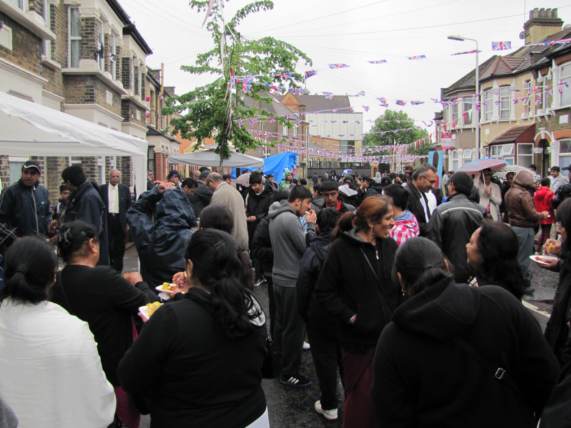 ©1987-2017 SKS Swaminarayan Temple East London