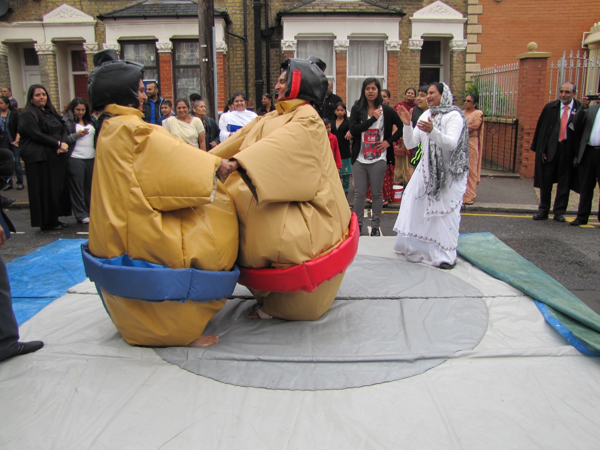 ©1987-2017 SKS Swaminarayan Temple East London