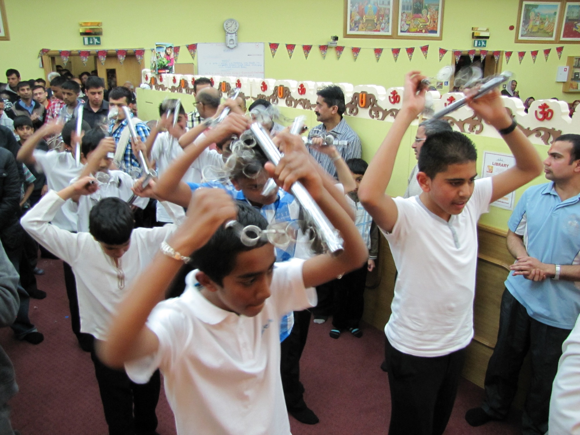 ©1987-2017 SKS Swaminarayan Temple East London