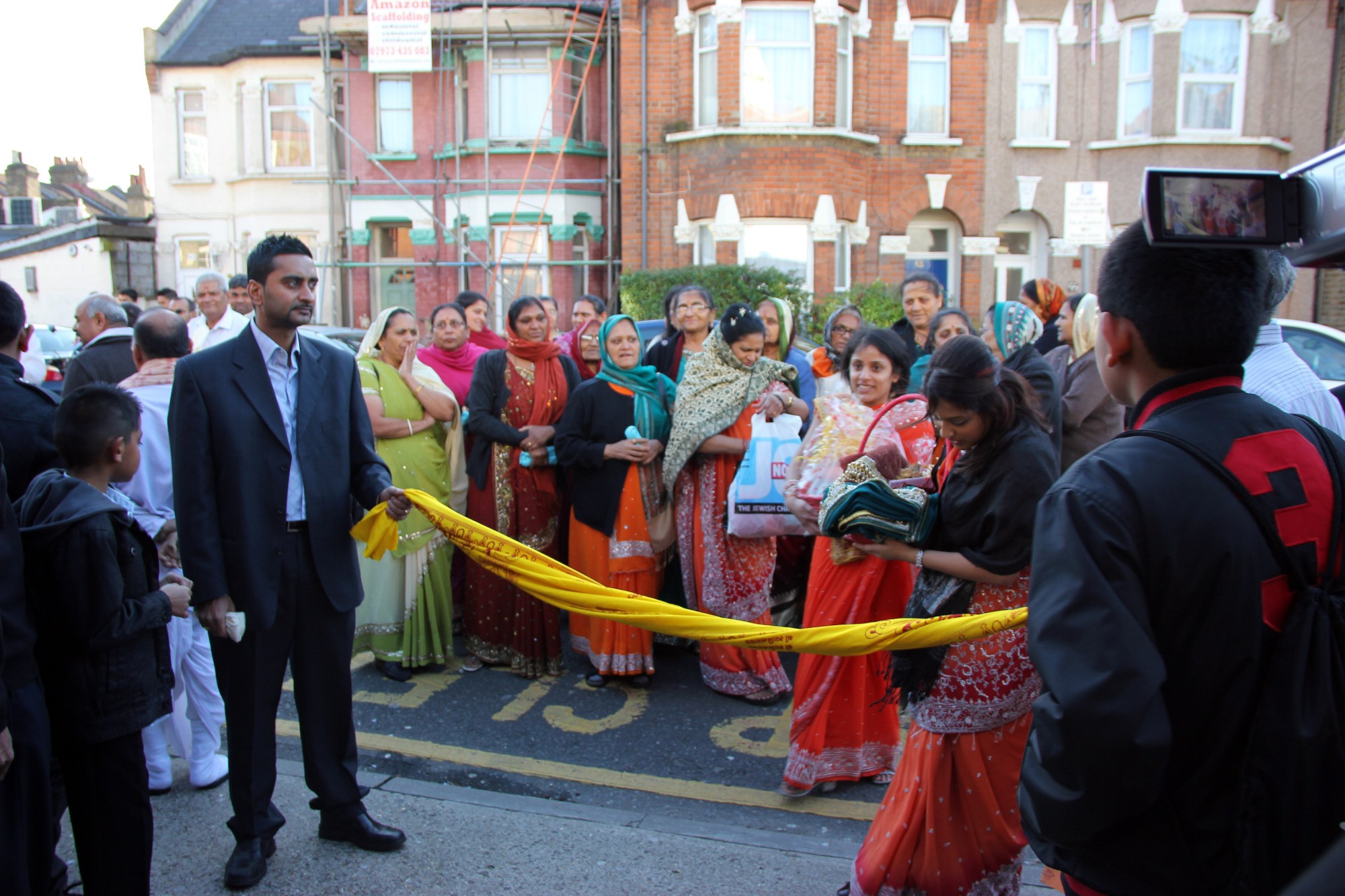 ©1987-2017 SKS Swaminarayan Temple East London
