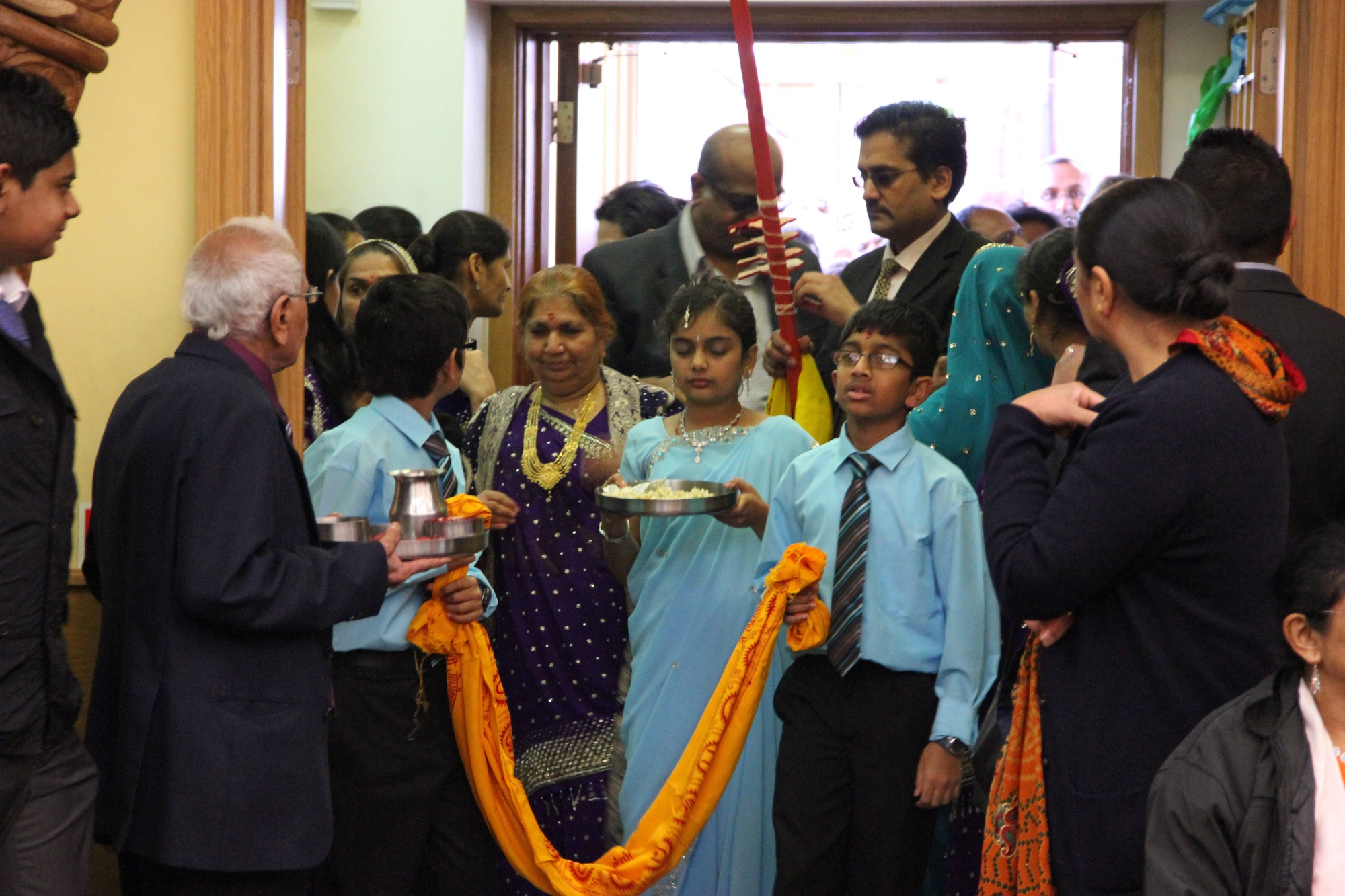 ©1987-2017 SKS Swaminarayan Temple East London