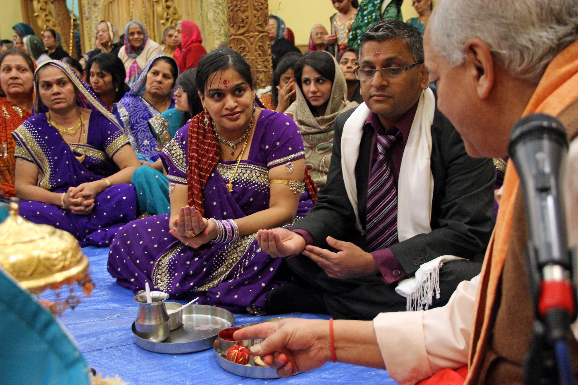 ©1987-2017 SKS Swaminarayan Temple East London