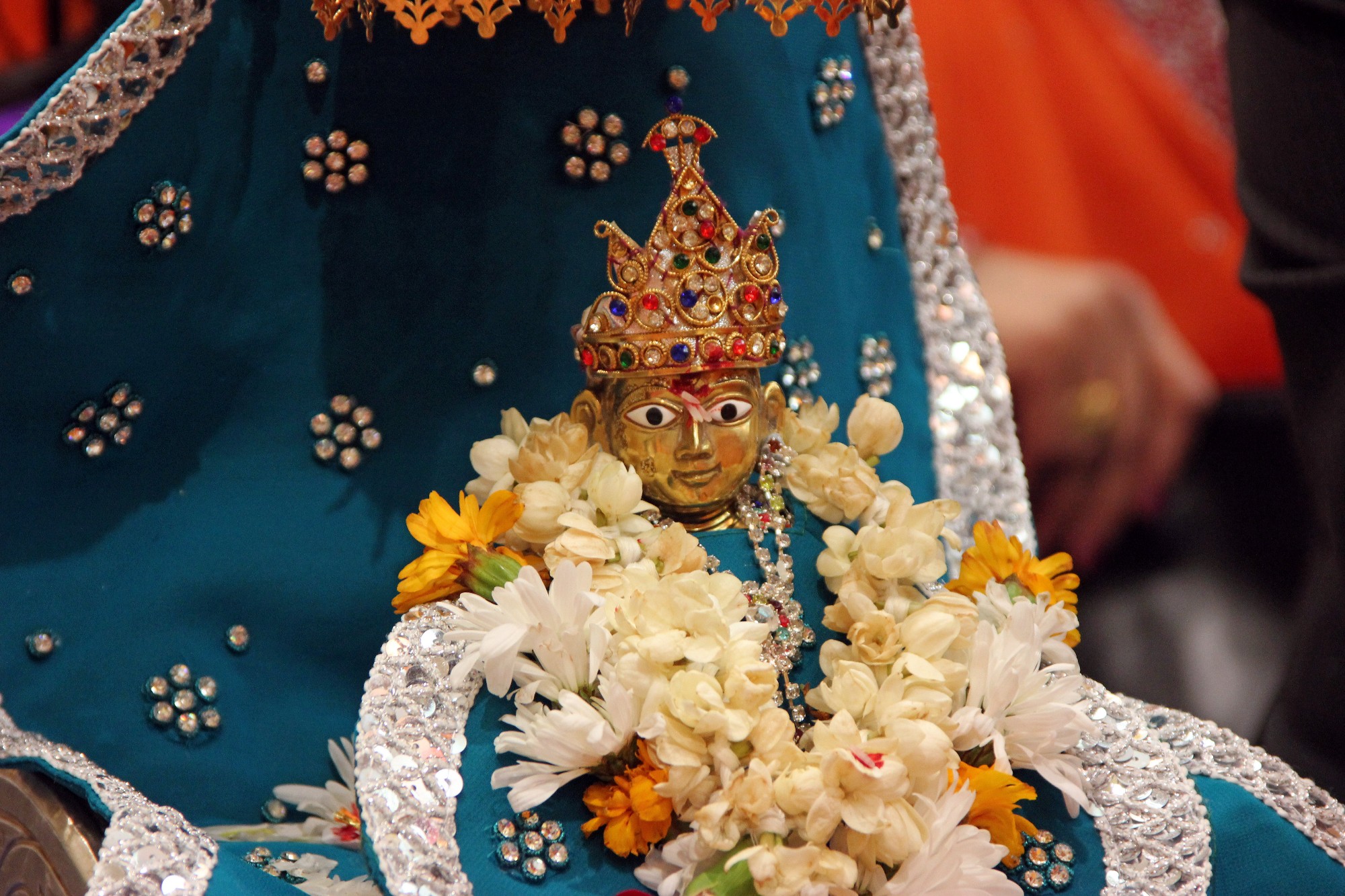 ©1987-2017 SKS Swaminarayan Temple East London