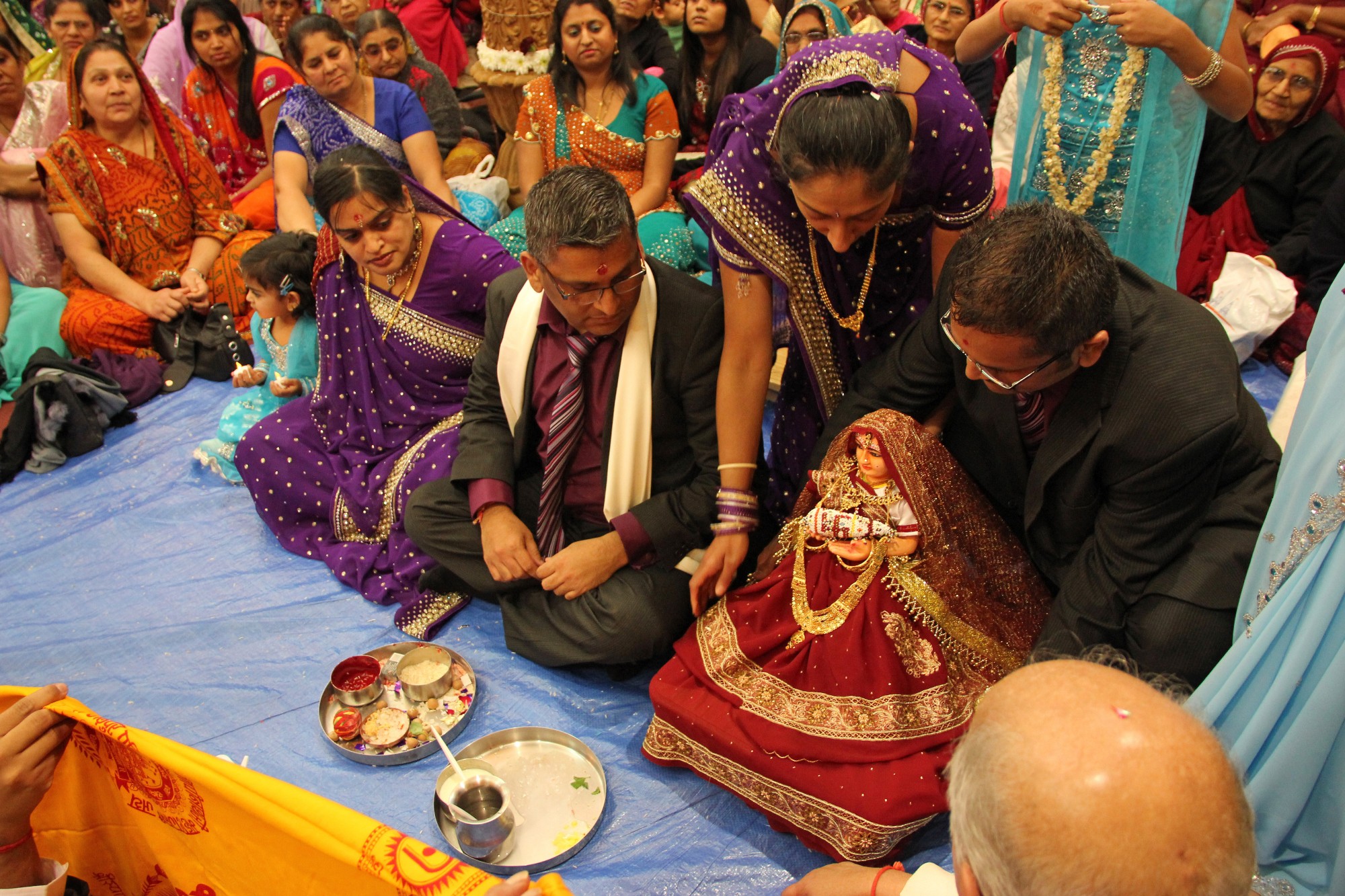 ©1987-2017 SKS Swaminarayan Temple East London