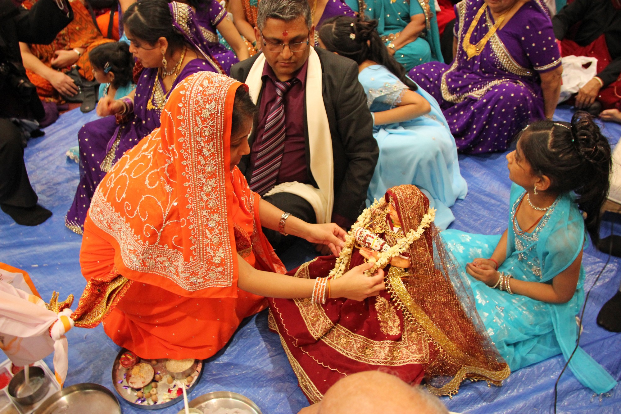 ©1987-2017 SKS Swaminarayan Temple East London